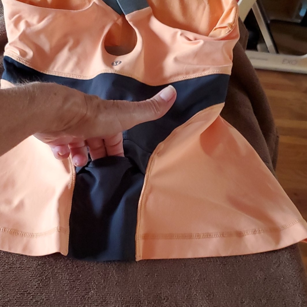 Lululemon Tank - Picture 3 of 5